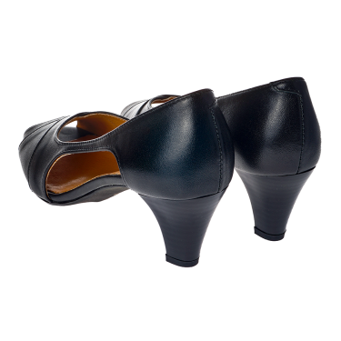 AŻUROWE CZÓŁENKA DAMSKIE SKÓRZANE CZARNE WIELBUT 128