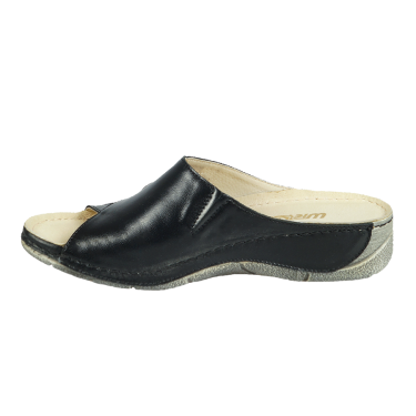 CZARNE KLAPKI DAMSKIE SKÓRZANE WIELBUT 527