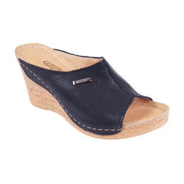 Klapki damskie skórzane WIELBUT 533 czarne