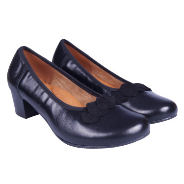 Klasyczne skórzane czółenka Wielbut 027 czarne