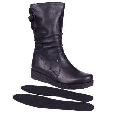 Wygodne kozaki damskie skórzane marki AXEL 4400 czarne