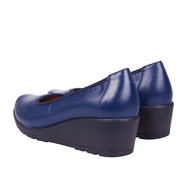 Półbuty damskie skórzane na koturnie Wielbut 026 granatowe