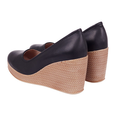 Półbuty damskie skórzane na koturnie FILIPPO DP3521 czarne