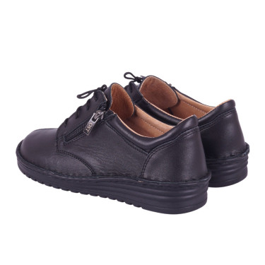 Półbuty skórzane damskie marki OST 075/M czarne