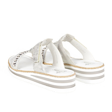 Klapki damskie Rieker V02M6-40 srebrne