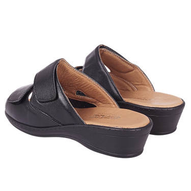 Klapki damskie skórzane WIELBUT 554 czarne