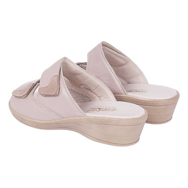 Klapki damskie skórzane WIELBUT 554 beżowe